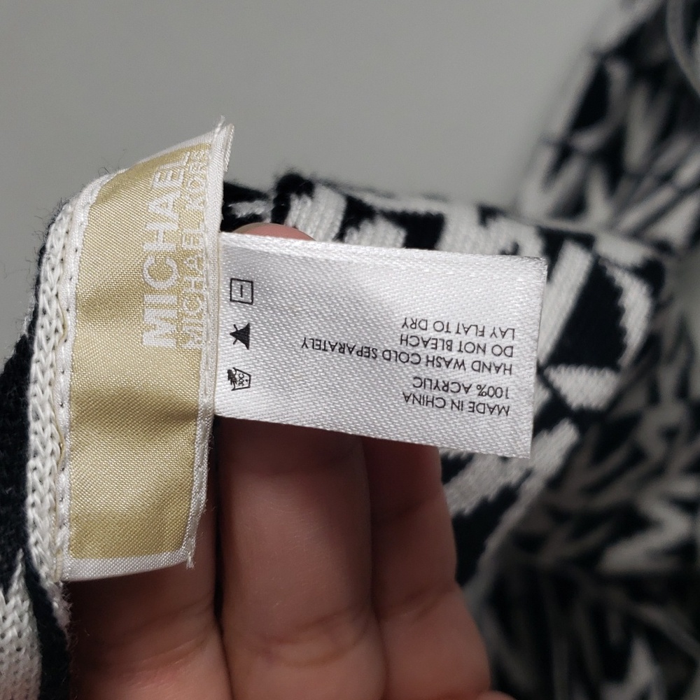 Michael Kors Womens Monogram Knit Lightweight Soft Winter Scarf Designer - Picture 7 of 10